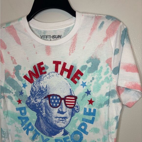 Fifth Sun Women’s Patriotic Tie-Dye Graphic T-Shirt Size Small - Picture 3 of 5